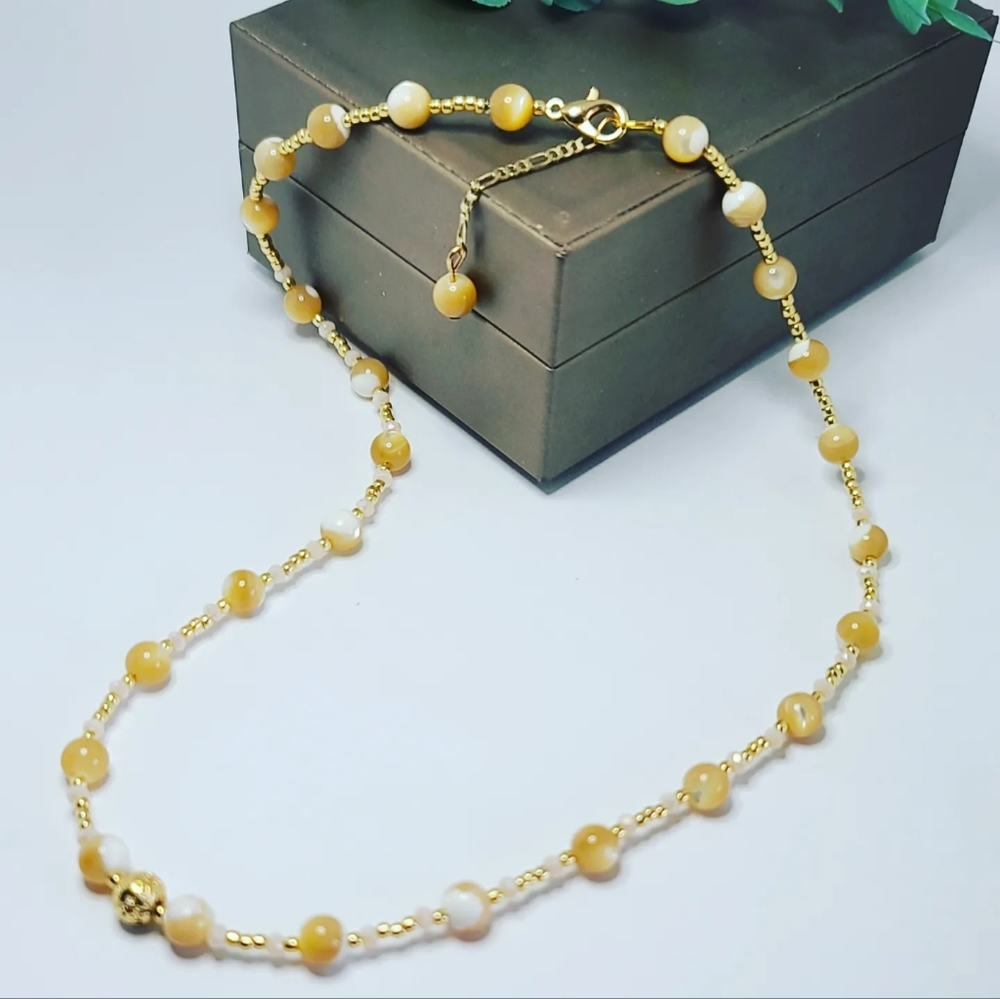 Mother Of Pearl necklace